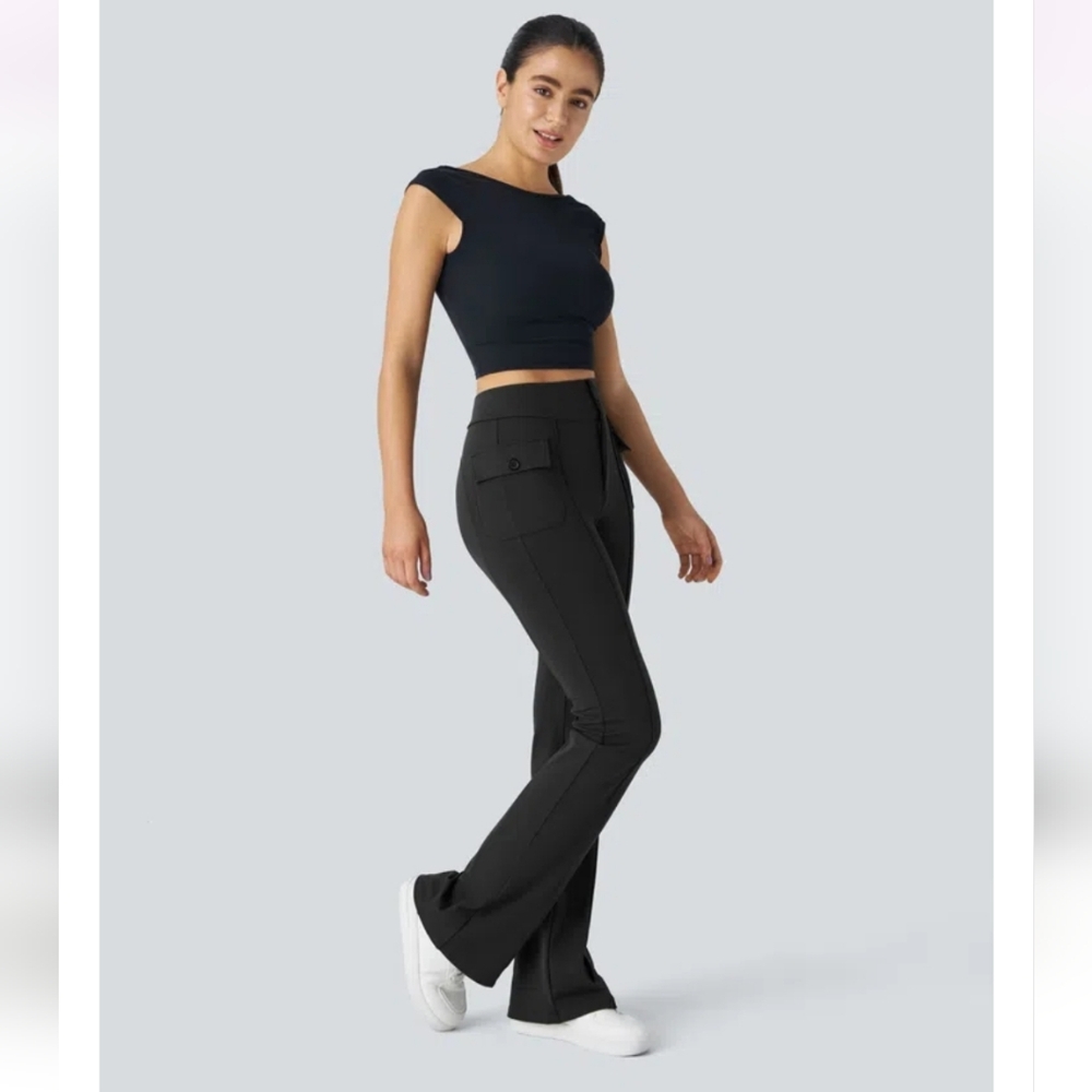 High-Waist Black Flare Pants with Front Seams - Picture 5 of 5